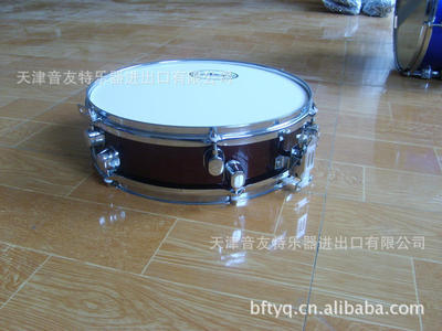 【打擊樂(lè)器 樂(lè)器配件 各種樣式 軍鼓 款式新穎 質(zhì)量?jī)?yōu)異】?jī)r(jià)格,廠家,圖片,樂(lè)器配件,天津音友特樂(lè)器進(jìn)出口-馬可波羅網(wǎng)